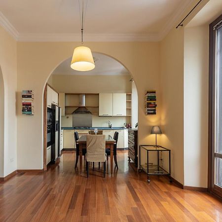 Beplace Apartments In Lotto Milan Exterior photo